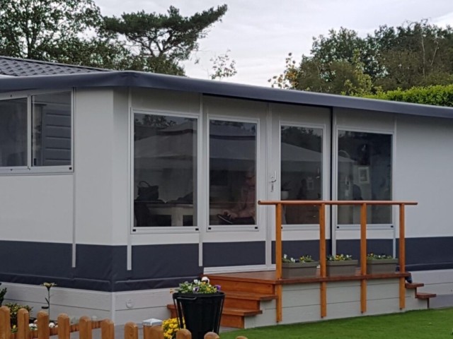 Tent op bestaande hoge vlonder